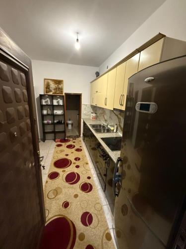 Köök või kööginurk majutusasutuses Khloe s Flat