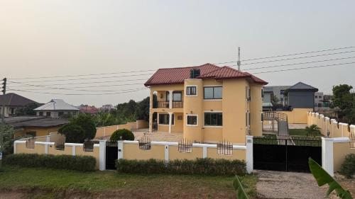 Το κτήριο όπου στεγάζεται  το διαμέρισμα