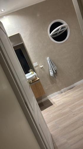 Ένα μπάνιο στο Serenity