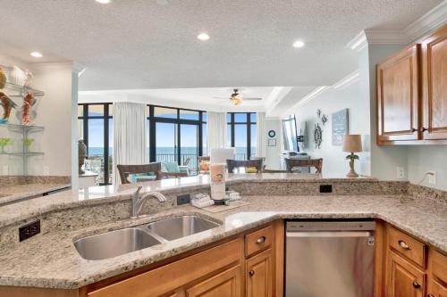 Kuchyň nebo kuchyňský kout v ubytování Phoenix West 606