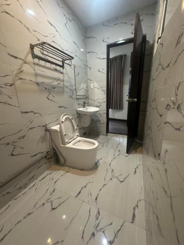 Koupelna v ubytování Hotel Apartment Da Lat