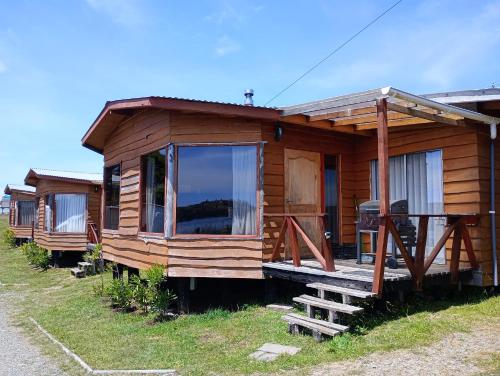 Το κτήριο όπου στεγάζεται  the country house