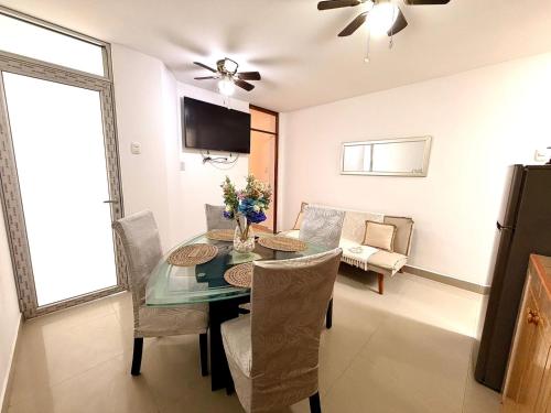 Μια τηλεόραση ή/και κέντρο ψυχαγωγίας στο Comfortable House