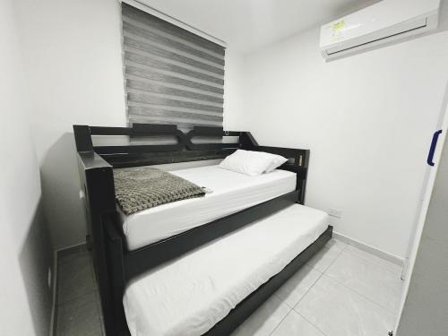 Φωτογραφία από το άλμπουμ του 20 min to CC Bvista with easy access patio στη Μπαρρανκίγια