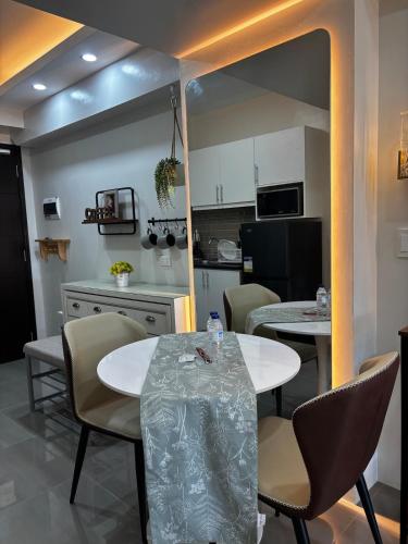 Afbeelding uit fotogalerij van I Simple & Stylish 1BR Living in Iloilo City