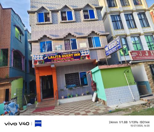 Clădirea în care este situat/ăhotelul