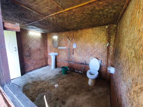 Ένα μπάνιο στο เขาค้อ ภูดาว Resort & Camping