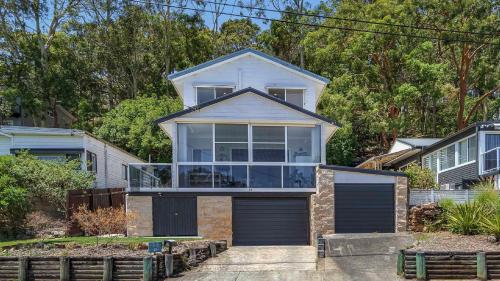 Το κτήριο όπου στεγάζεται  η παραθεριστική κατοικία