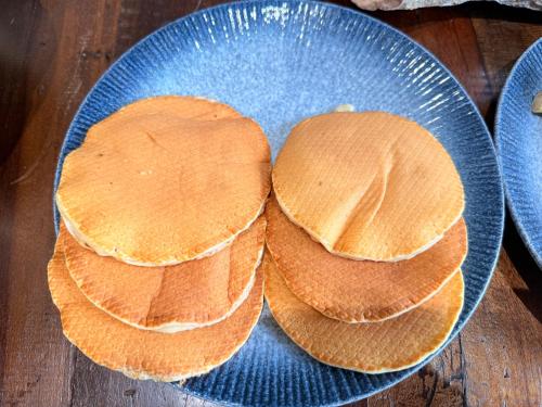 Đồ ăn tại/gần nhà nghỉ nhỏ