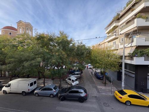 Plato's apartment sleeps up to 5