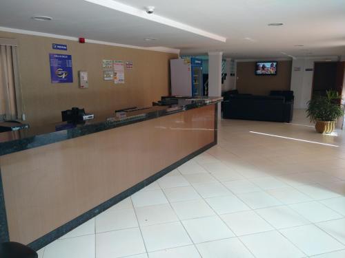 Телевизор и/или развлекательный центр в Euro Plaza Hotel - Próximo ao Aeroporto de Goiânia, Santa Genoveva