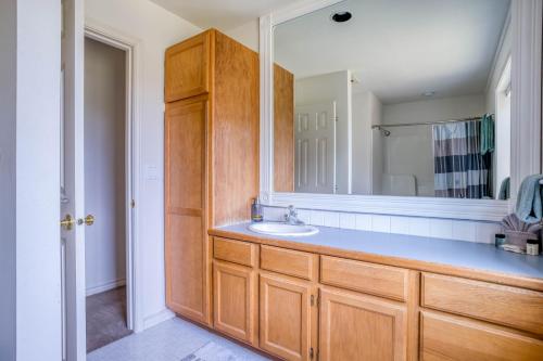 Ένα μπάνιο στο Haystack Landing