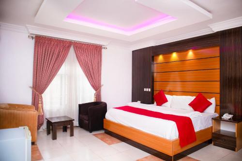 Galería fotográfica de AkoRest Hotel and Apartments en Abuja