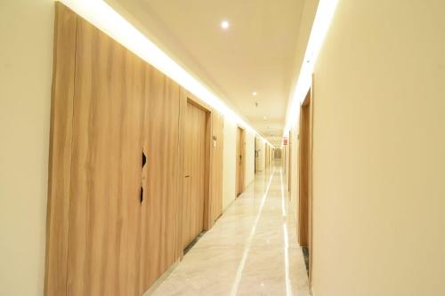 Afbeelding uit fotogalerij van Townhouse Kothagudem Bus Terminal Vijayawada Formerly Rasballa in Kottagūdem