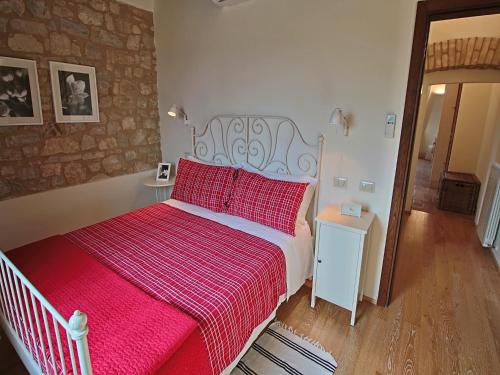 Postel nebo postele na pokoji v ubytování Modern holiday home in Foligno - Loc with pool