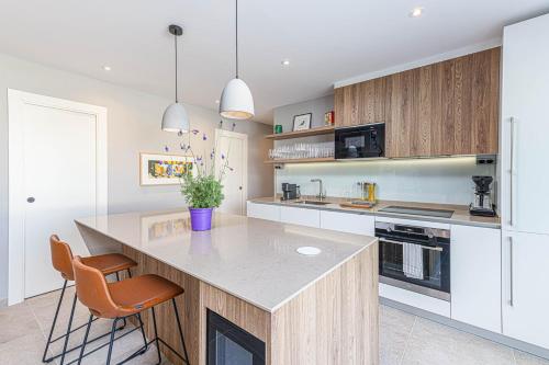 Alamos Holiday Apartment by Solaga Holiday Homes