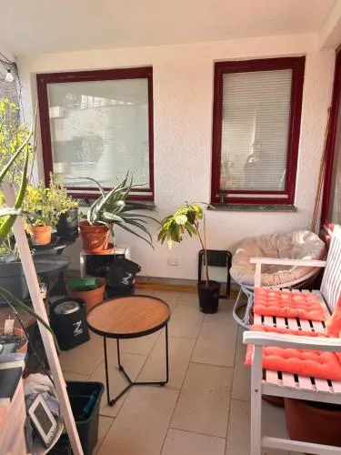 1 Zimmer mit Aussicht und 1 Zimmer mit Balkon in 4 Zimmer Wohnung, Szene, Parks und Top Lage photo 36