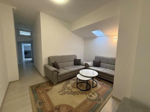 Khu vực ghế ngồi tại S Apartments A1