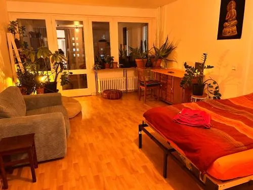1 Zimmer mit Aussicht und 1 Zimmer mit Balkon in 4 Zimmer Wohnung, Szene, Parks und Top Lage photo 32