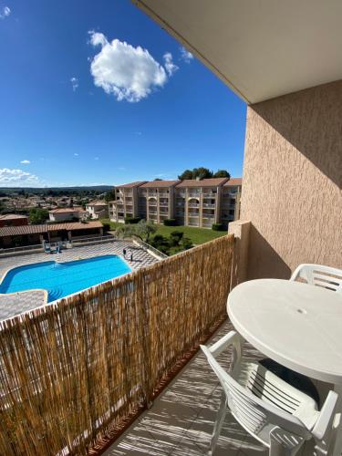 Prunelle studio piscine clim parking