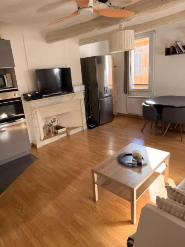 T2 lumineux hyper centre Aix en Provence à quelques metres du Cours Mirabeau pour 1 à 5 personnes