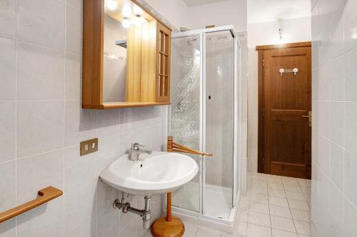 Ένα μπάνιο στο Appartamento vicino a Bormio