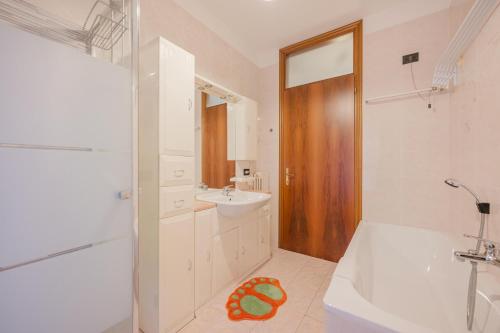 O baie la Casa Golden - between Venice and Padova & Parking