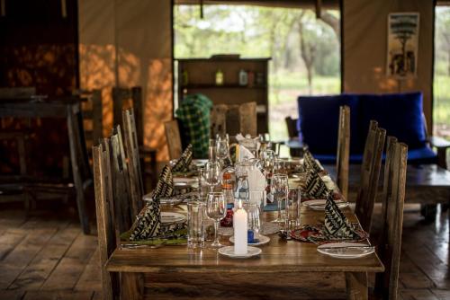 Εστιατόριο ή άλλο μέρος για φαγητό στο Maisha Serengeti Camps