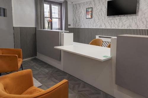 Μια τηλεόραση ή/και κέντρο ψυχαγωγίας στο Best Western Ebbw Vale