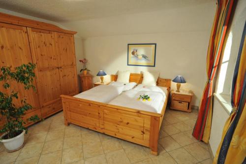 Ένα ή περισσότερα κρεβάτια σε δωμάτιο στο Haus Steinlechner Elke