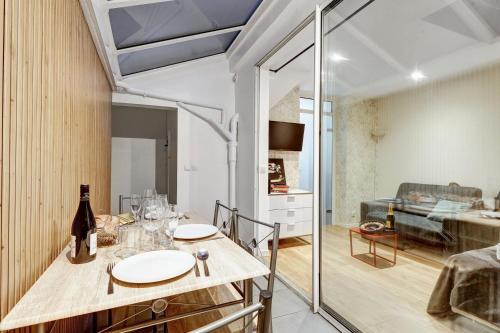 TBS 334 - Nice apartment in Paris
