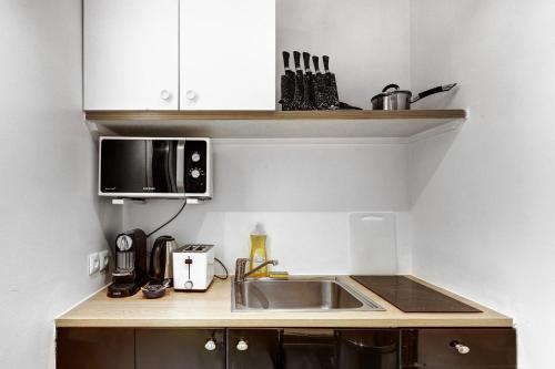 TBS 334 - Nice apartment in Paris