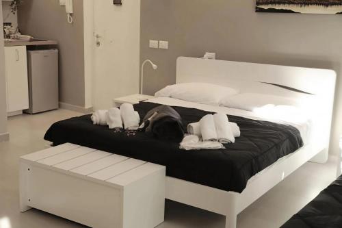 Ένα ή περισσότερα κρεβάτια σε δωμάτιο στο Di Vaio's apartments Colli Aminei