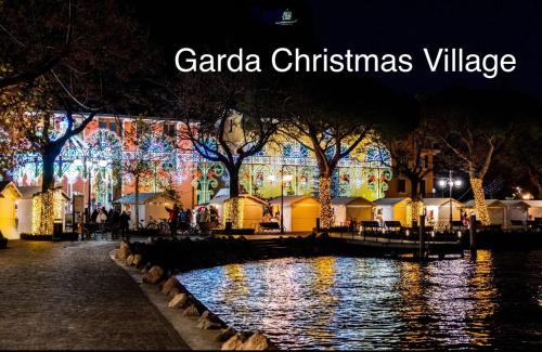 Φωτογραφία από το άλμπουμ του The Green Nest - pool & lake view σε Costermano