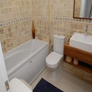 Et badeværelse på villa