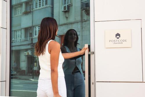 POSTCODE Liberdade — Facade/entrance
