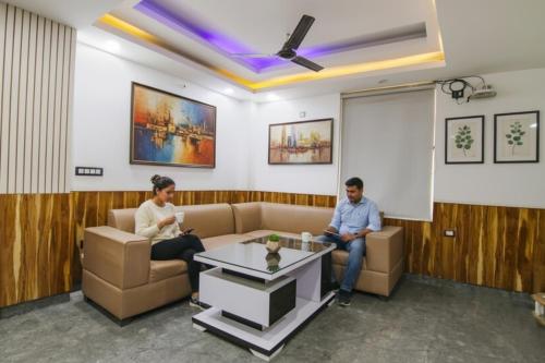 Χώρος καθιστικού στο FabHotel The Grand Heritage