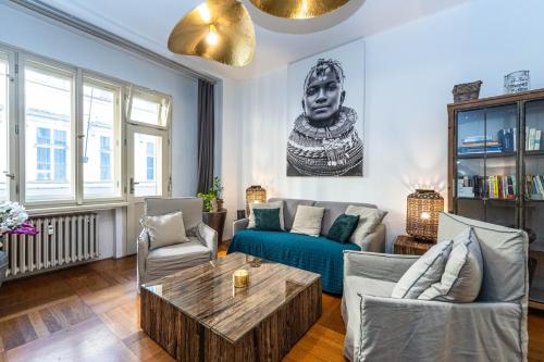 Utulny apartment s balkonem u Karlova mostu