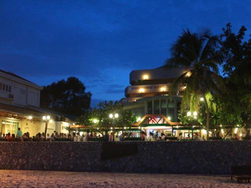 El edificio en el que está el hotel