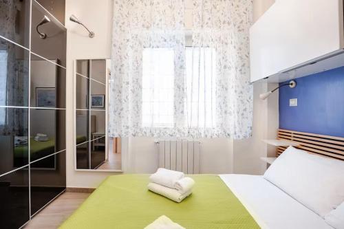 Roma Gemelli - Black&White Urban Loft