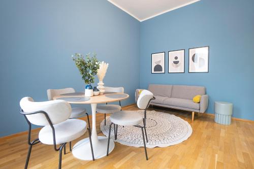 Bright apartment in the third district with a terrace