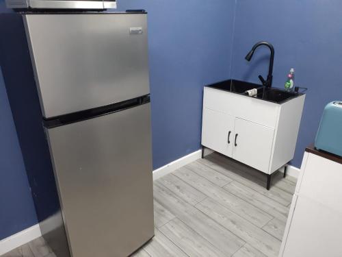 Фотография из галереи Small's Cozy Rest 7 Efficiency в городе South Bimini