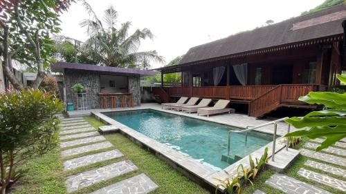 Bazén v ubytování Villa D'La Madeira nebo v jeho okolí