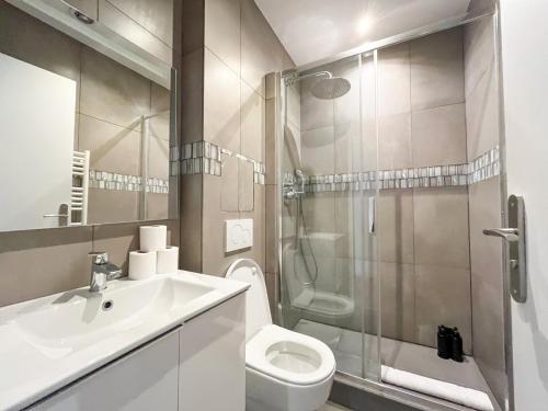 UrbanFlat 211 - Large Studio for 4 in the center of Paris