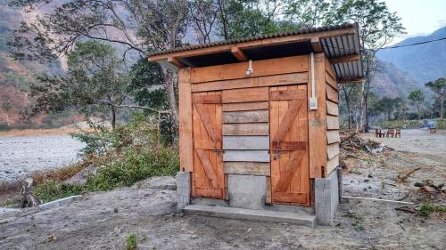 Φυσικό τοπίο κοντά σε αυτό το κάμπινγκ