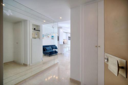 REF 1745 - Cannes Center - Studio for rent
