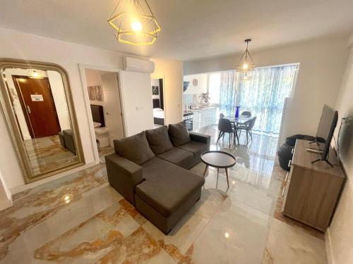 Second-line Beach Apartment - Tucan de Sal