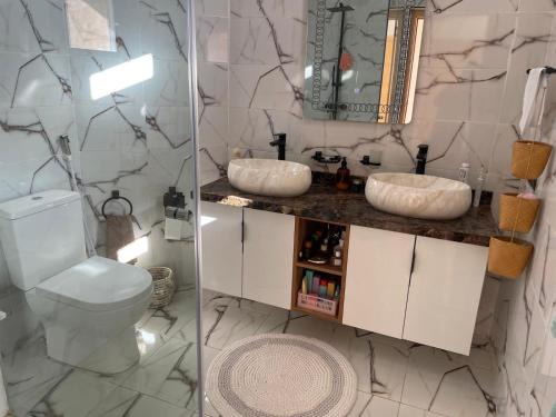 Ένα μπάνιο στο philippe ayache