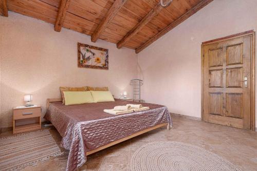 Ένα ή περισσότερα κρεβάτια σε δωμάτιο στο Apartment in Nova Vas - Porec - Istrien 46931