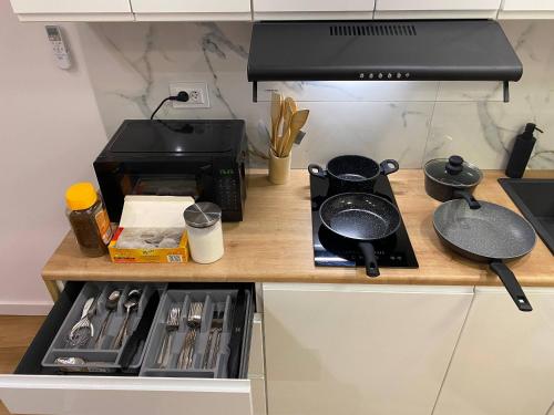 Η κουζίνα ή μικρή κουζίνα στο Hostel PEREMOGA